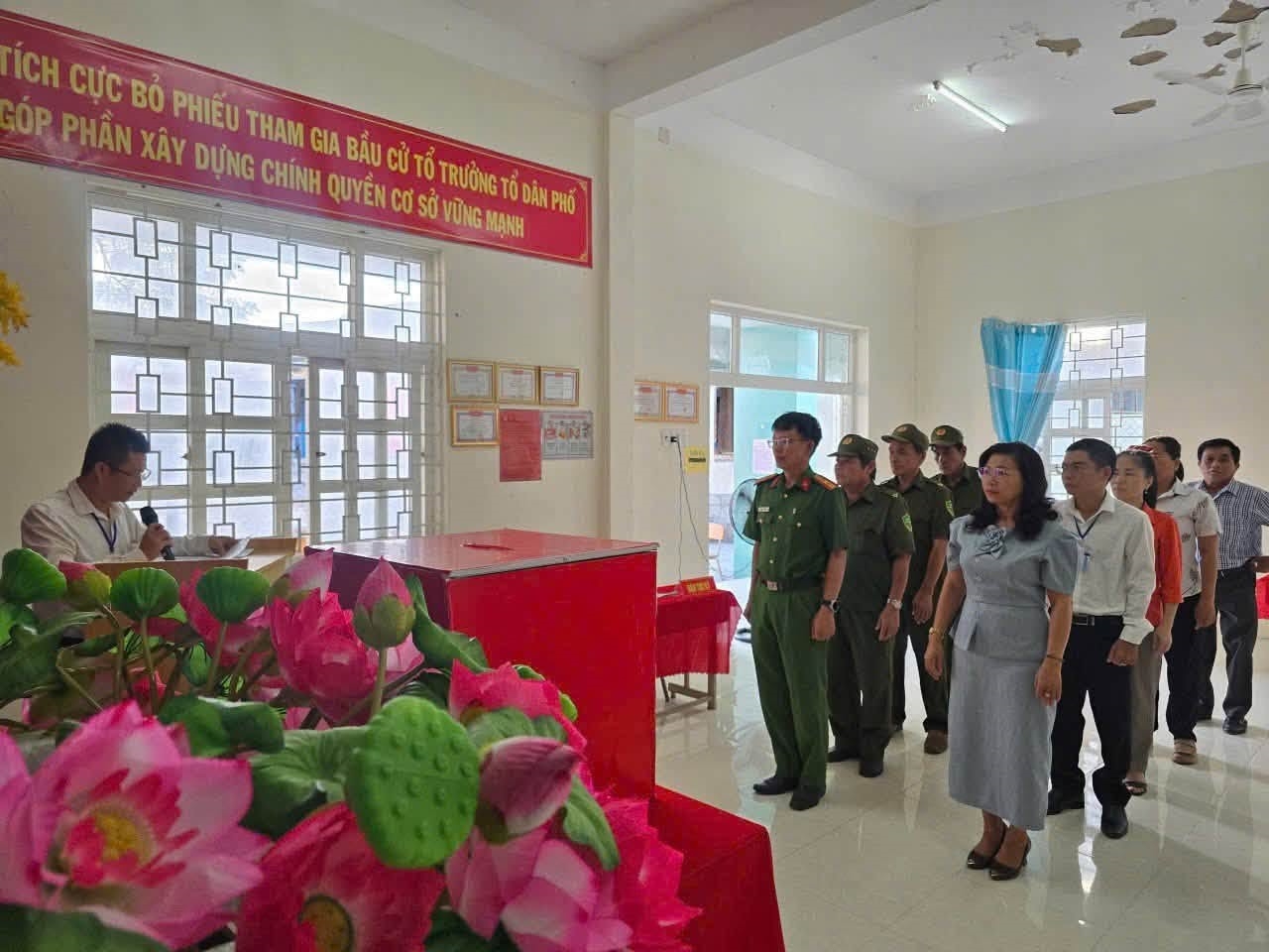 Công an phường Đông Hải đảm bảo an ninh, trật tự phục vụ bầu cử Tổ trưởng Tổ dân phố nhiệm kỳ 2026 - 2031