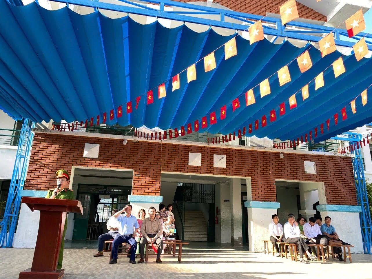 Công an phường Đông Hải, tỉnh Khánh Hoà tuyên truyền phòng, chống ma tuý cho hơn 700 học sinh