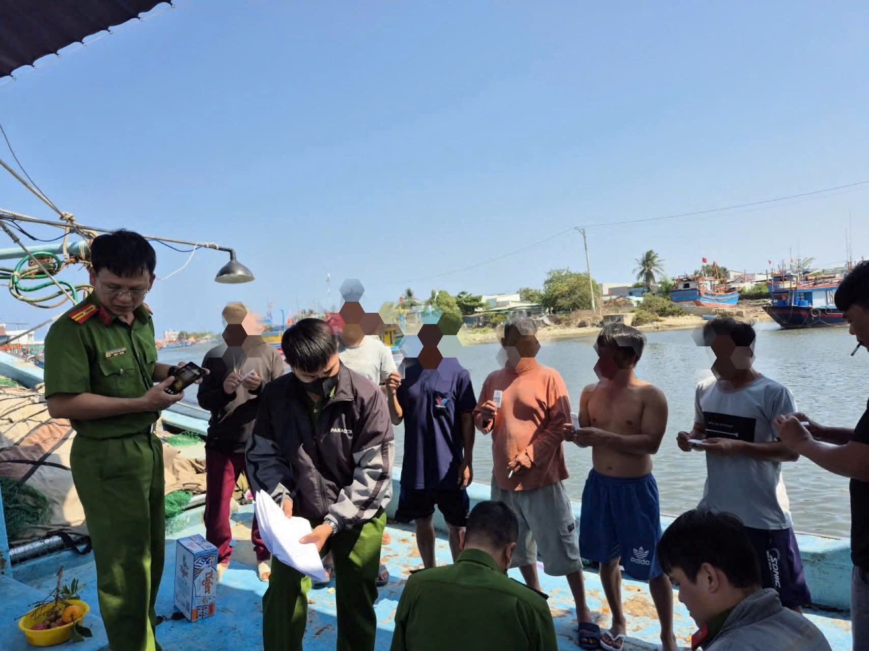 Tăng cường rà soát, xét nghiệm ma túy trong ngư dân – Chủ động phòng ngừa từ sớm, từ xa