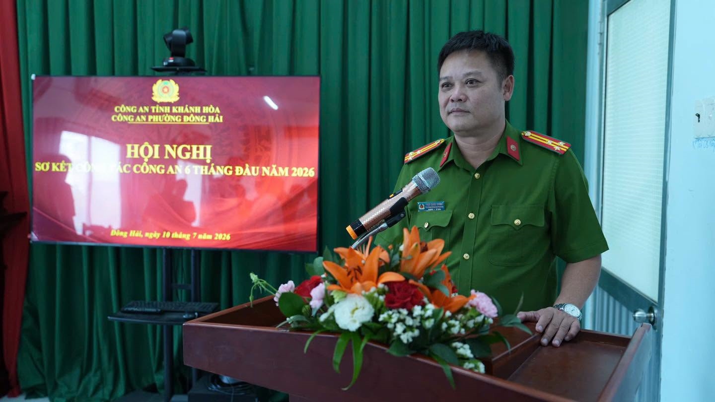 Công an phường Đông Hải tổ chức Hội nghị sơ kết công tác Công an 06 tháng đầu năm 2026