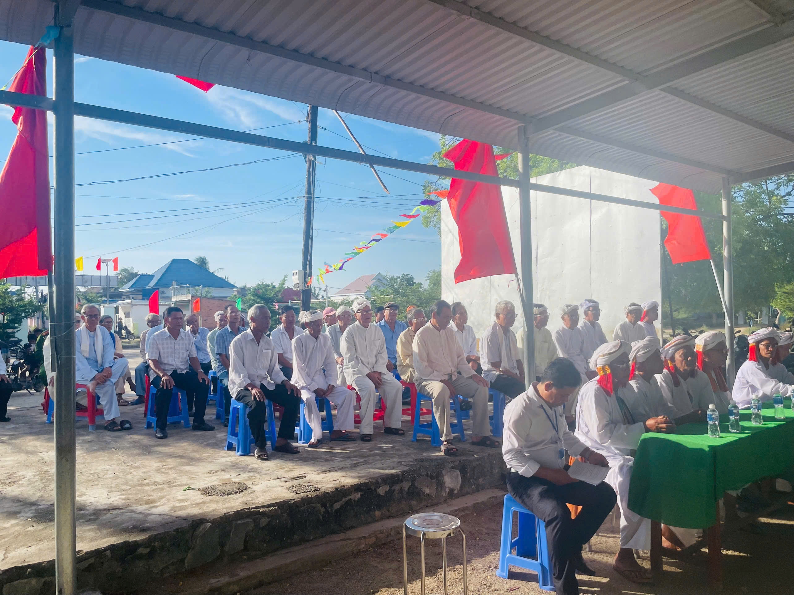 Rộn ràng ngày bầu cử Tổ trưởng Tổ dân phố Lương Tri, phường Đô Vinh, tỉnh Khánh Hòa
