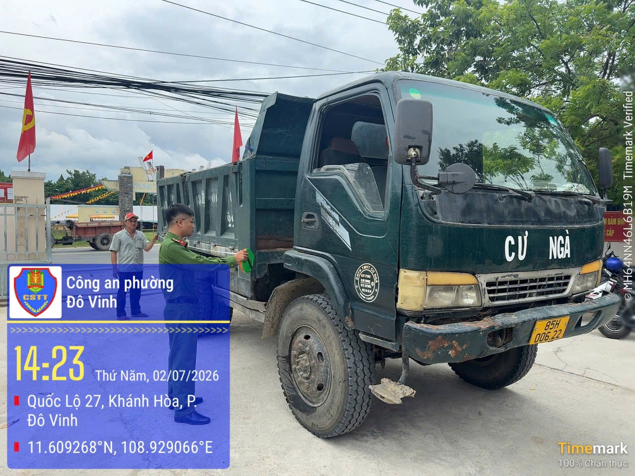 Công an phường Đô Vinh triển khai tổng rà soát phương tiện xe mô tô, xe tải