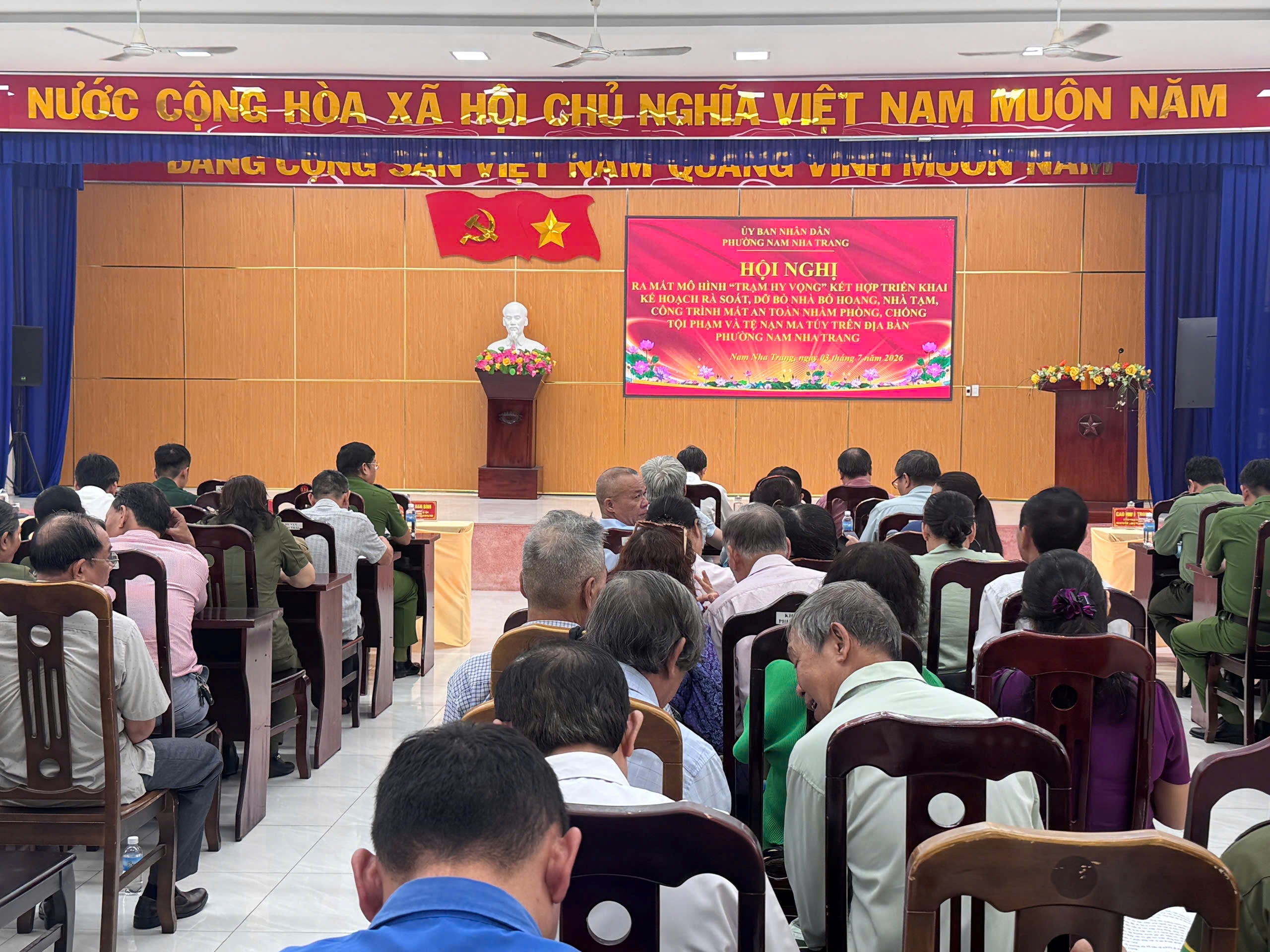 Nam Nha Trang: Triển khai kế hoạch rà soát, dỡ bỏ nhà hoang, nhà tạm, công trình mất an toàn nhằm phòng, chống tội phạm và tệ nạn ma túy