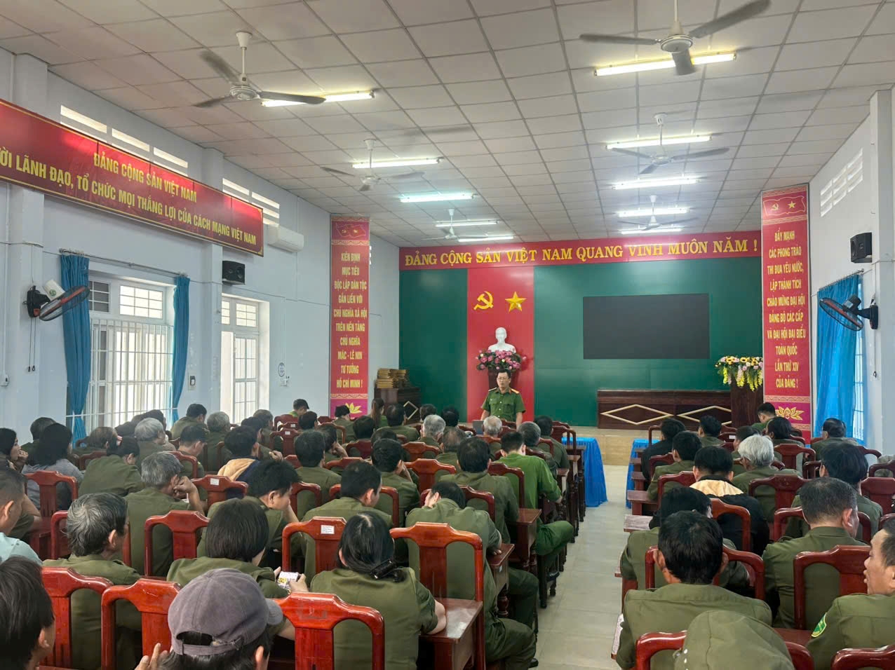 Hiệu quả thiết thực từ giao ban định kỳ với lực lượng tham gia bảo vệ an ninh, trật tự cơ sở phường Phan Rang