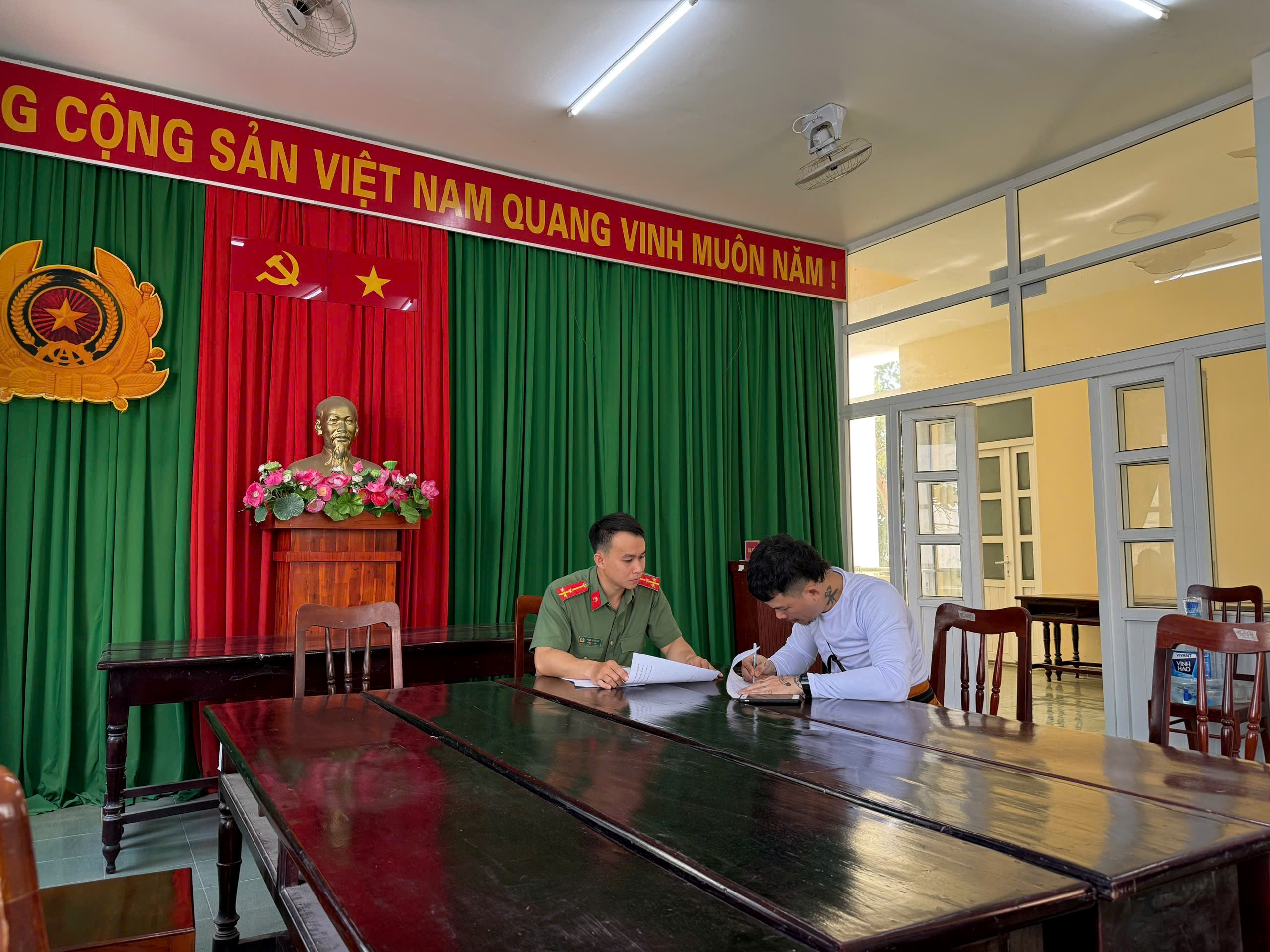 Tuyên truyền, hướng dẫn các quản trị viên hội, nhóm Facebook chấp hành quy định pháp luật trên không gian mạng