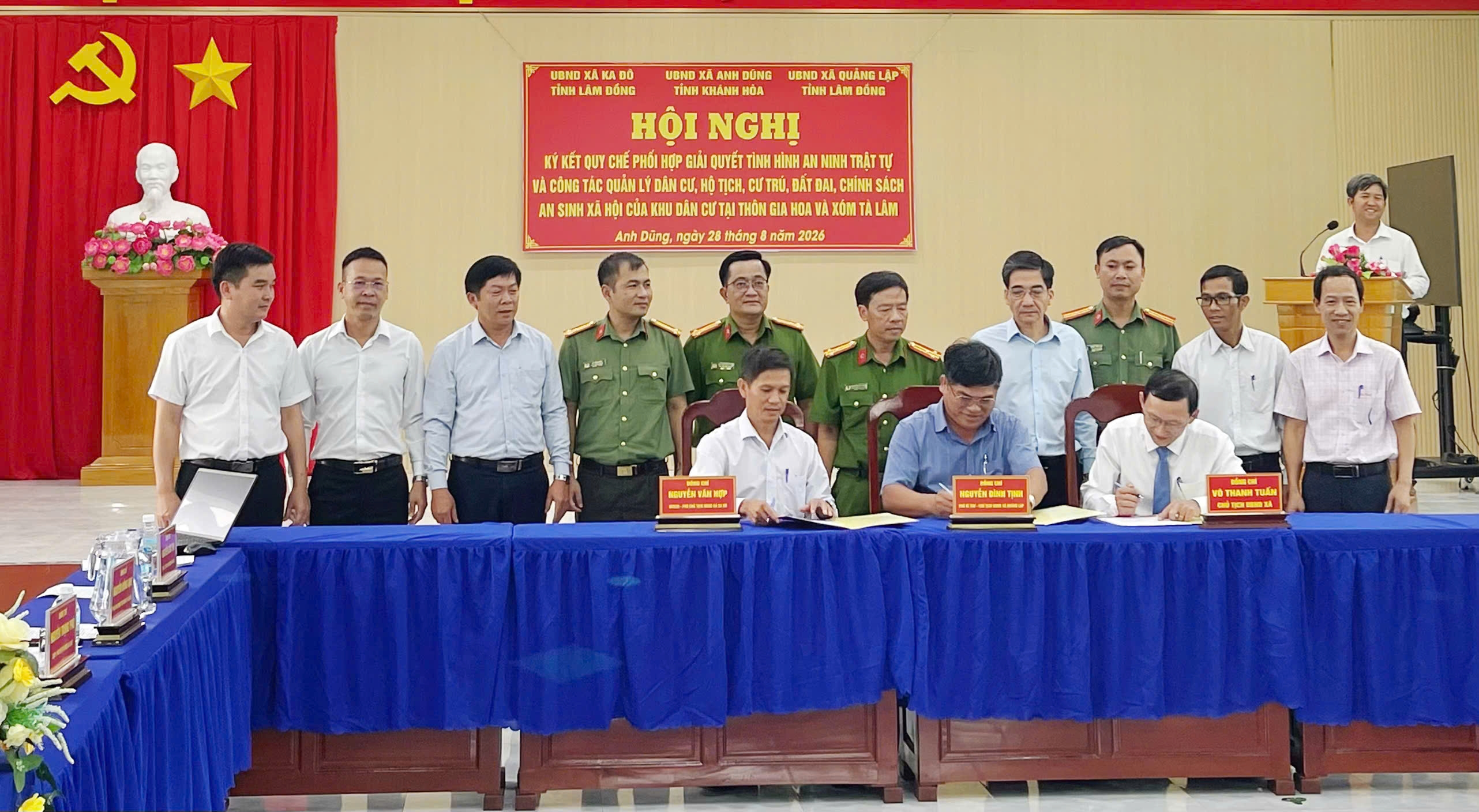 Xã Anh Dũng, tỉnh Khánh Hòa và xã Ka Đô, xã Quảng Lập tỉnh Lâm Đồng ký kết quy chế phối hợp bảo đảm an ninh, trật tự và quản lý nhà nước tại khu vực giáp ranh