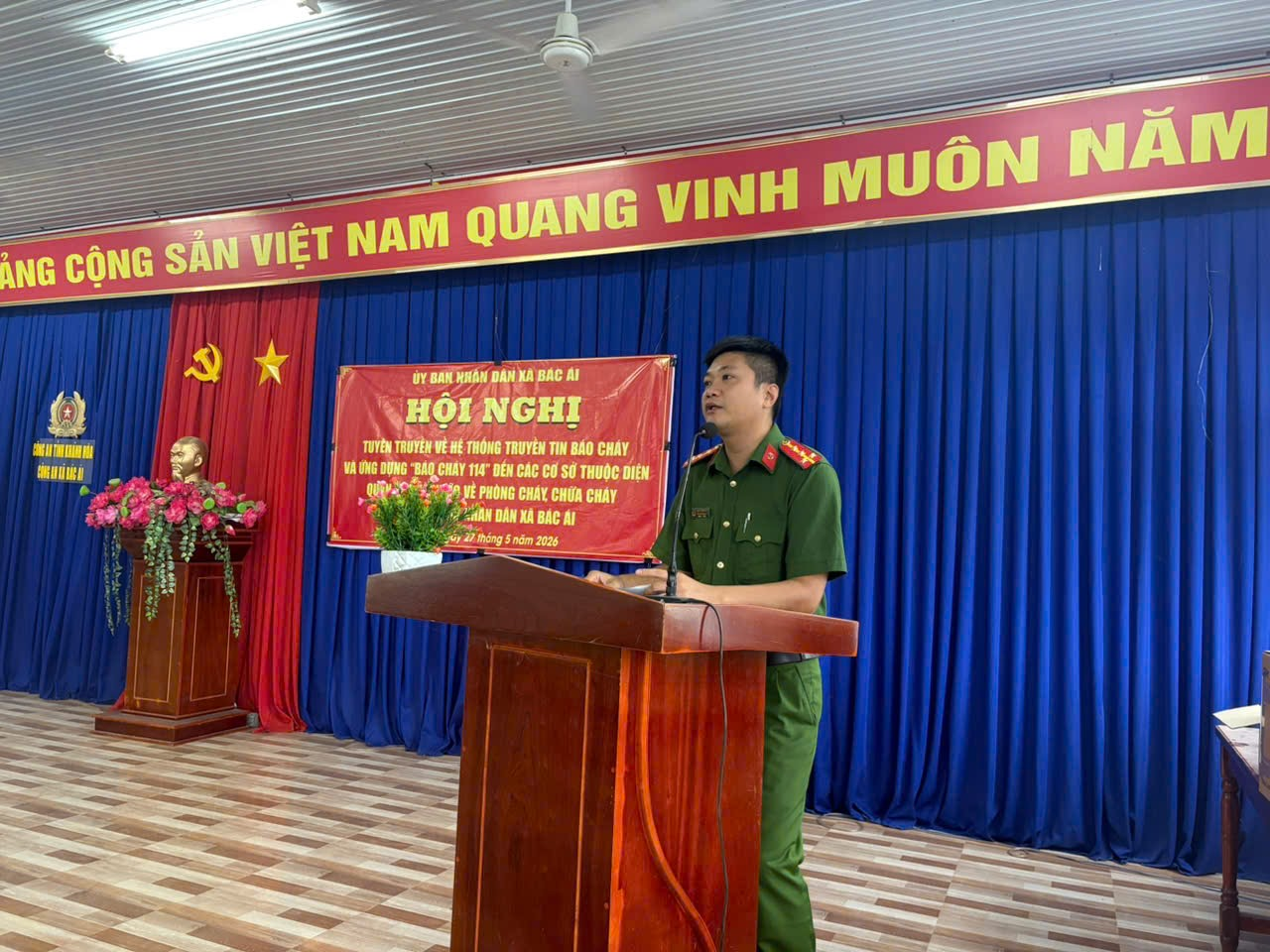 Xã Bác Ái tổ chức hội nghị tuyên truyền, hướng dẫn lắp đặt thiết bị truyền tin báo cháy