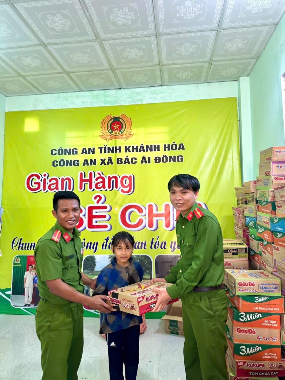 Chi đoàn Công an xã Bác Ái Đông tiếp tục thực hiện mô hình 