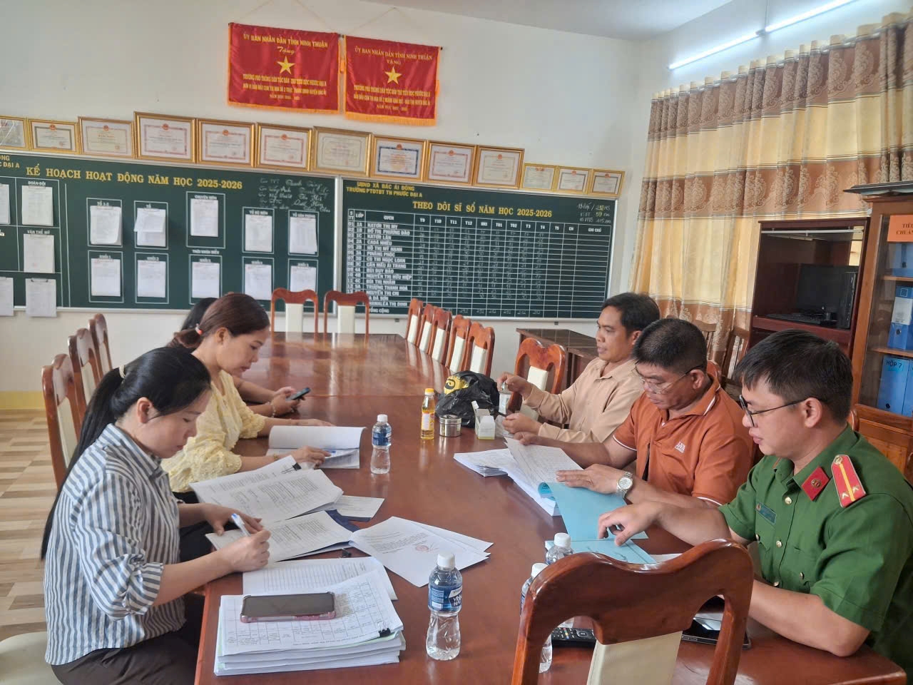 Tăng cường kiểm tra an toàn thực phẩm trên địa bàn xã Bác Ái Đông