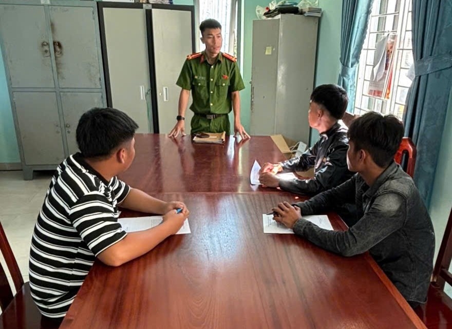Công an xã Bắc Khánh Vĩnh chủ động phòng ngừa tội phạm và vi phạm pháp luật trong thanh thiếu niên ngay từ cơ sở
