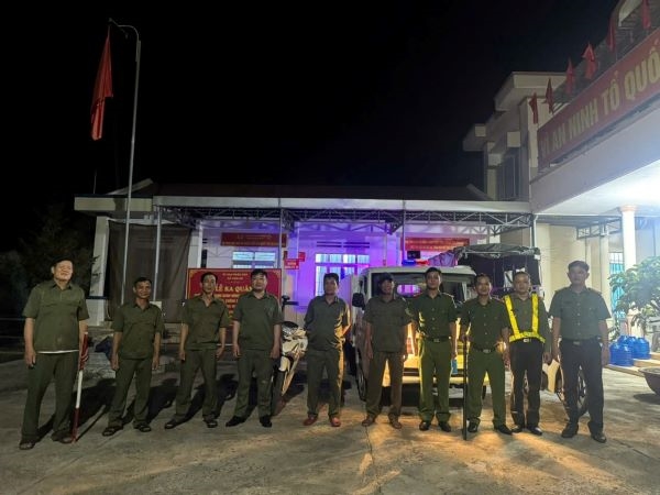 Công an xã Cam An tăng cường tuần tra đêm, bảo đảm an ninh, trật tự
