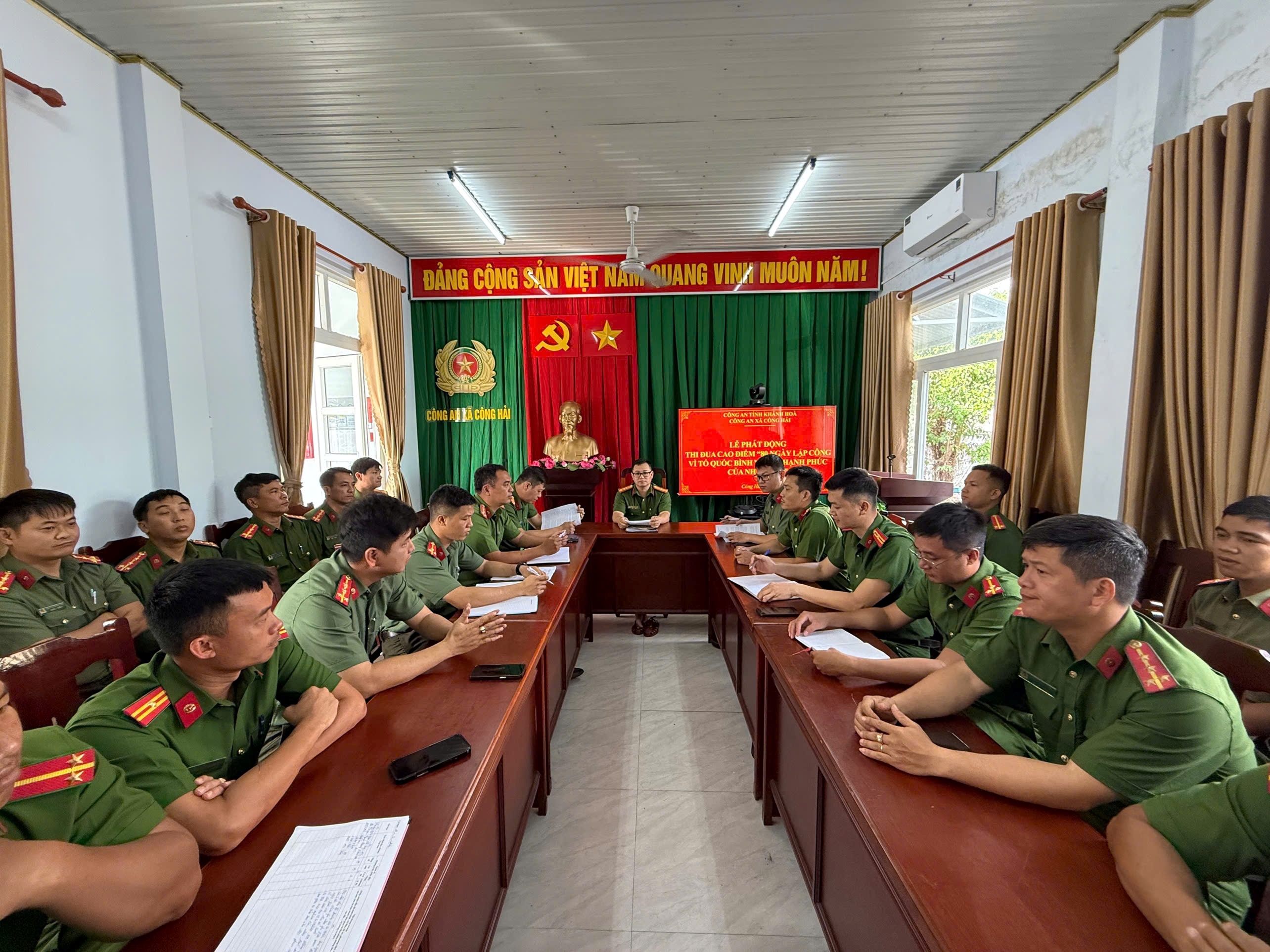 Công an xã Công Hải phát động đợt thi đua cao điểm “80 ngày lập công vì Tổ quốc bình yên, vì hạnh phúc Nhân dân”