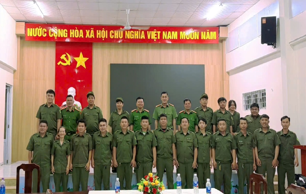 Hội nghị giao ban Công an xã Diên Điền với Lực lượng tham gia bảo vệ an ninh trật tự cơ sở