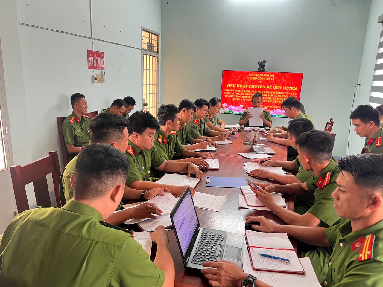 Chi bộ Công an xã Hòa Trí tổ chức sinh hoạt chuyên đề Quý III/2026