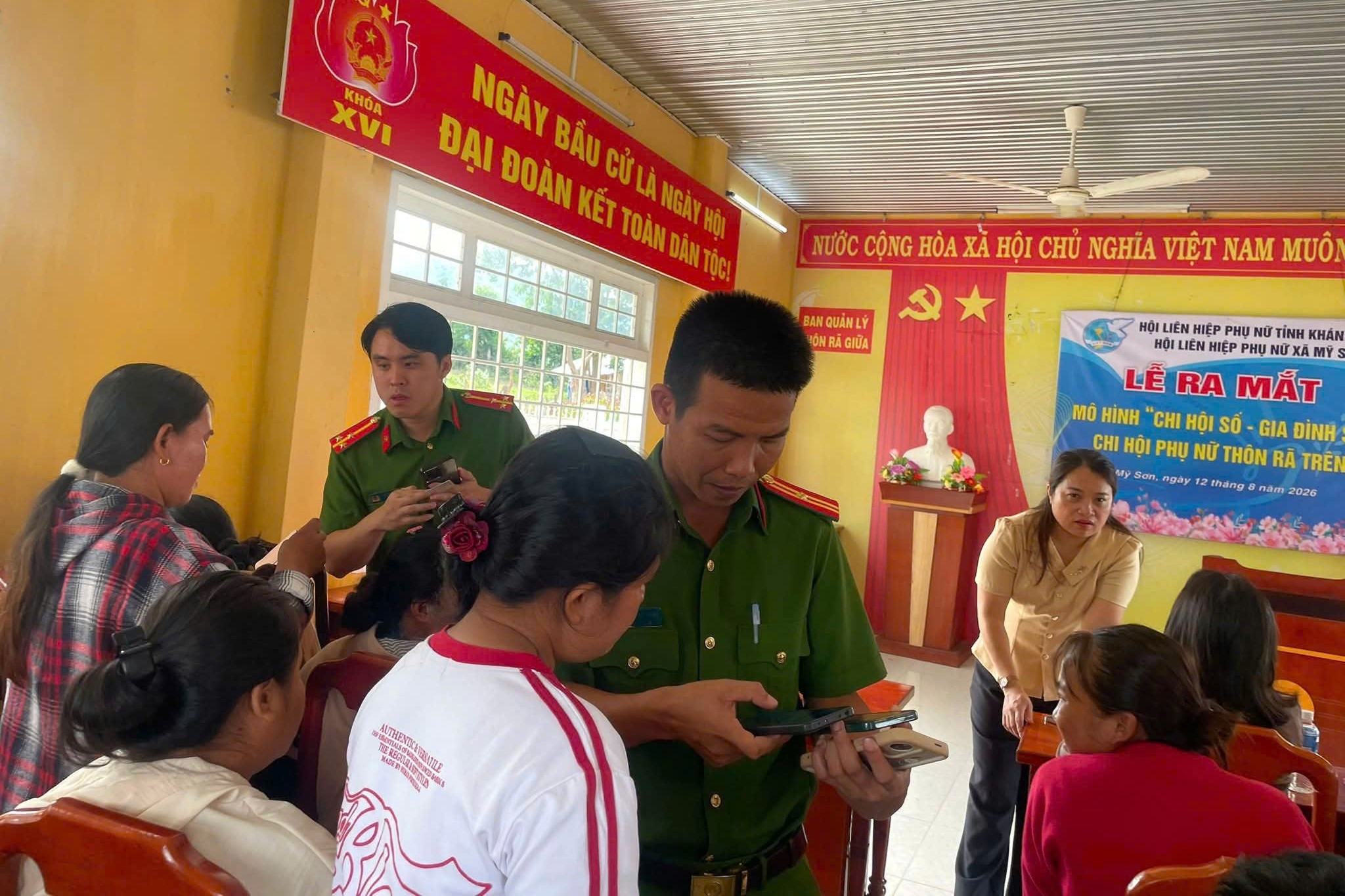 Công an xã Mỹ Sơn cảnh báo “tín dụng đen” thế hệ mới trên không gian mạng