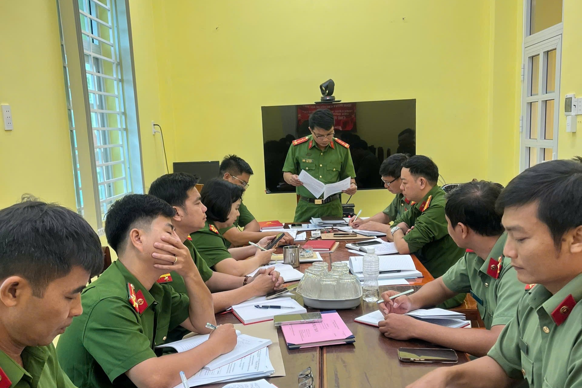 Chi bộ Công an xã Mỹ Sơn tổ chức sinh hoạt chuyên đề đặc biệt