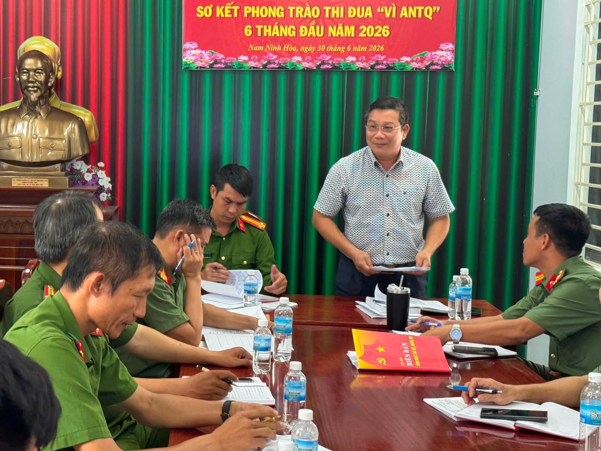 Chi bộ Công an xã Nam Ninh Hòa sinh hoạt định kỳ tháng 8/2026
