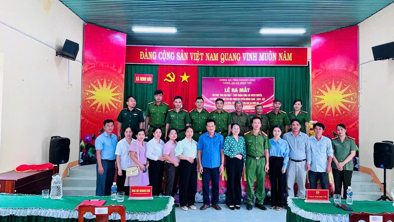 Ra mắt mô hình 