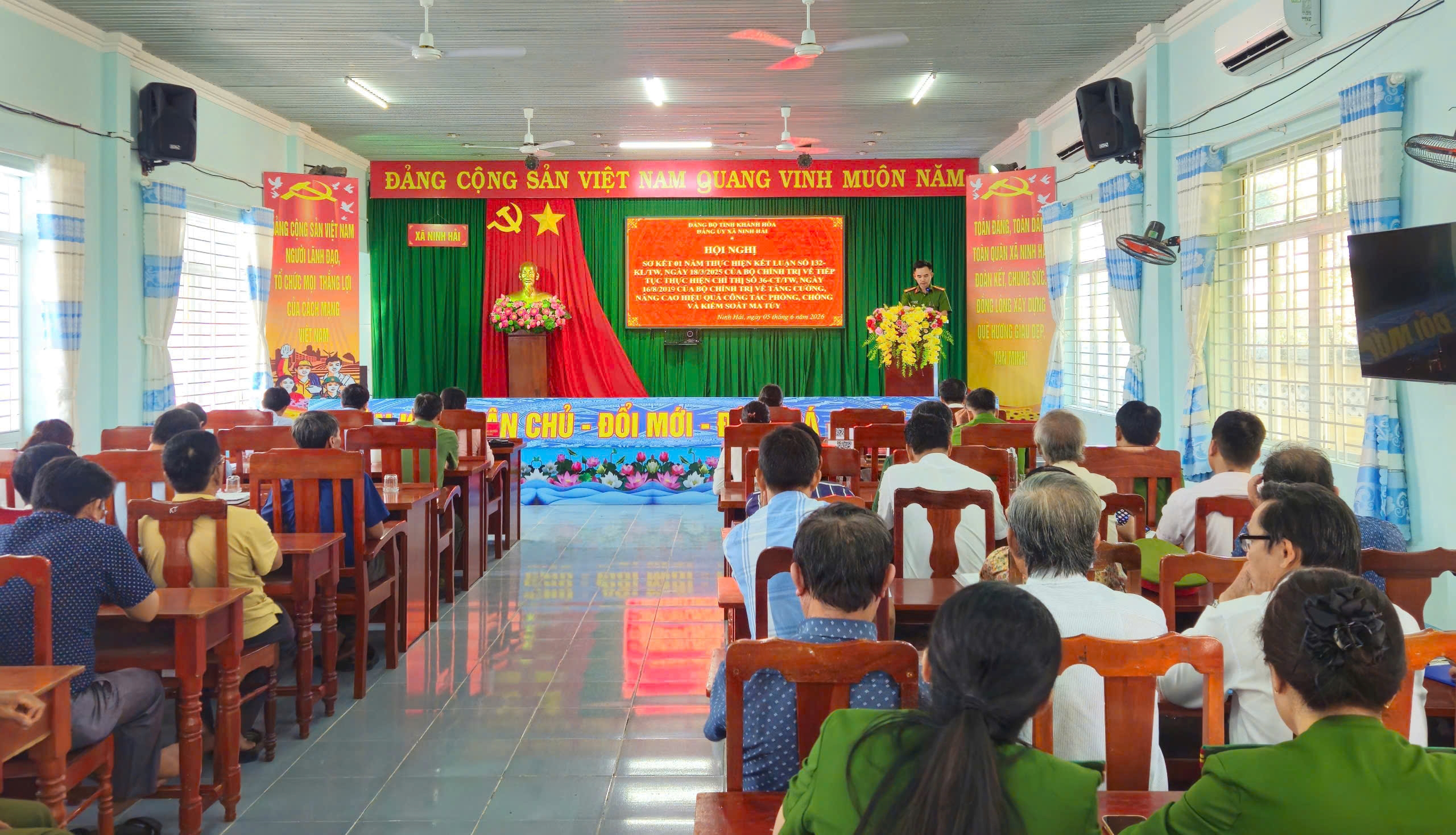 Đảng ủy xã Ninh Hải tổ chức hội nghị sơ kết 01 năm thực hiện Kết luận số 132-KL/TW của Bộ Chính trị