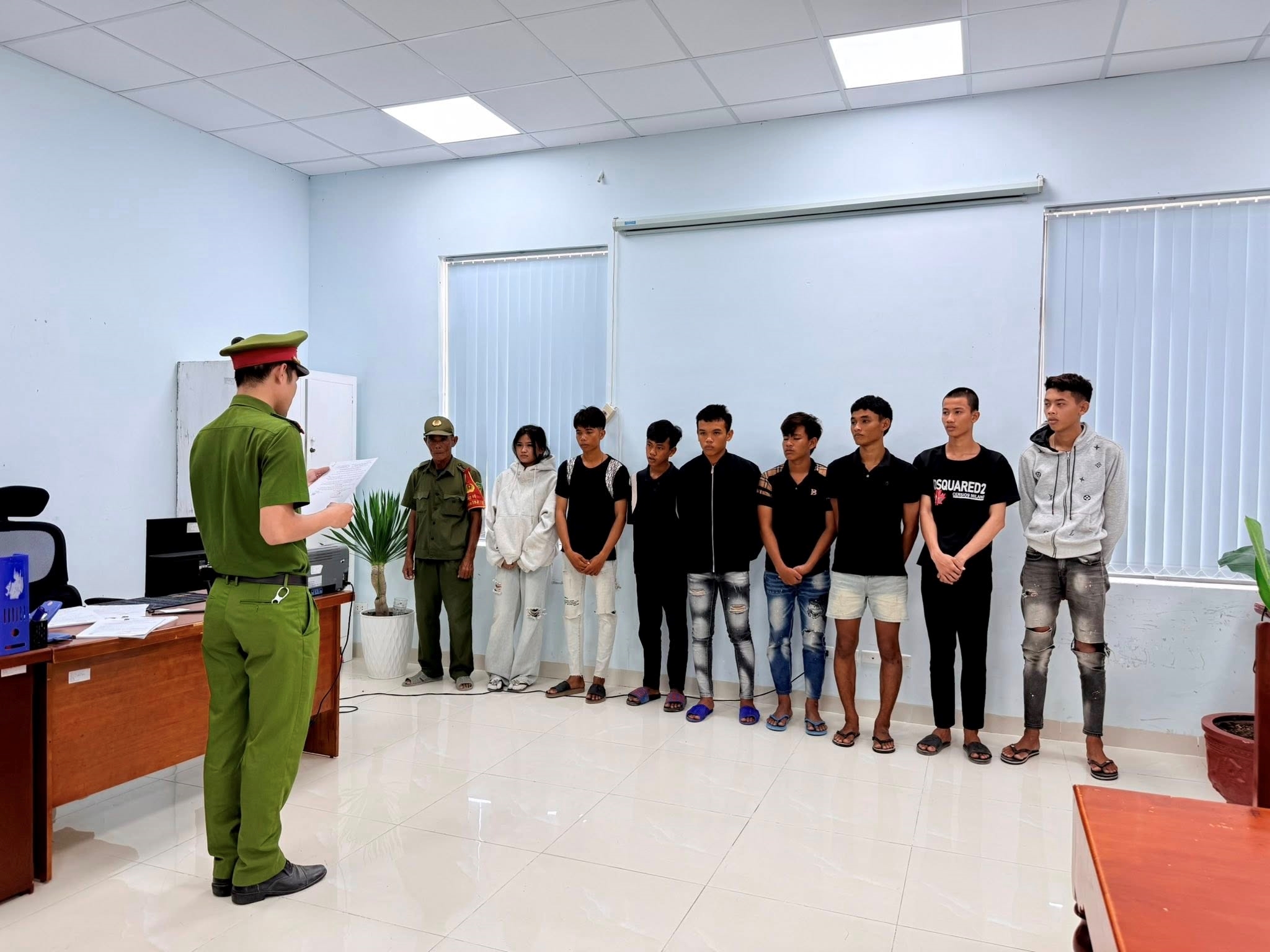 Công an xã Ninh Phước khởi tố 06 bị can trong vụ gây rối trật tự công cộng