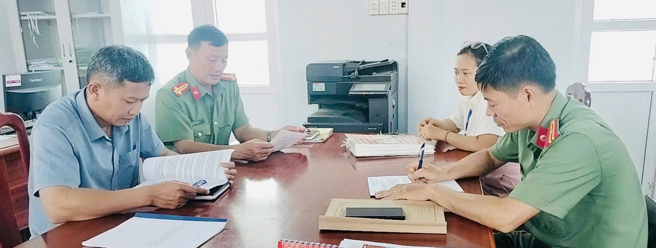 Công an xã Phước Hà tham mưu tổ chức kiểm tra công tác bảo vệ bí mật nhà nước và bảo đảm an ninh mạng, an toàn thông tin mạng năm 2026 trên địa bàn xã