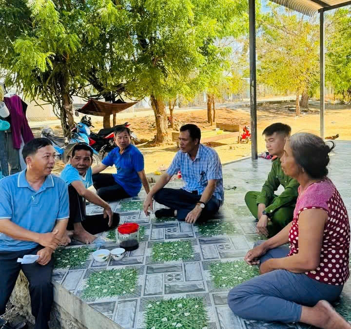 Xã Phước Hà - tăng cường tuyên truyền, vận động đồng bào Raglai hạn chế sử dụng rượu, bia, bài trừ hủ tục lạc hậu