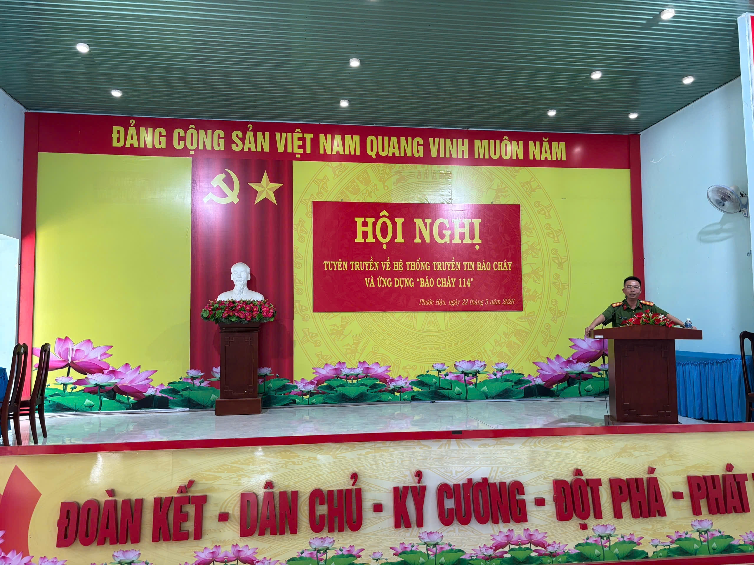 Hội nghị tuyên truyền về hệ thống truyền tin báo cháy và ứng dụng “Báo cháy 114” tại xã Phước Hậu
