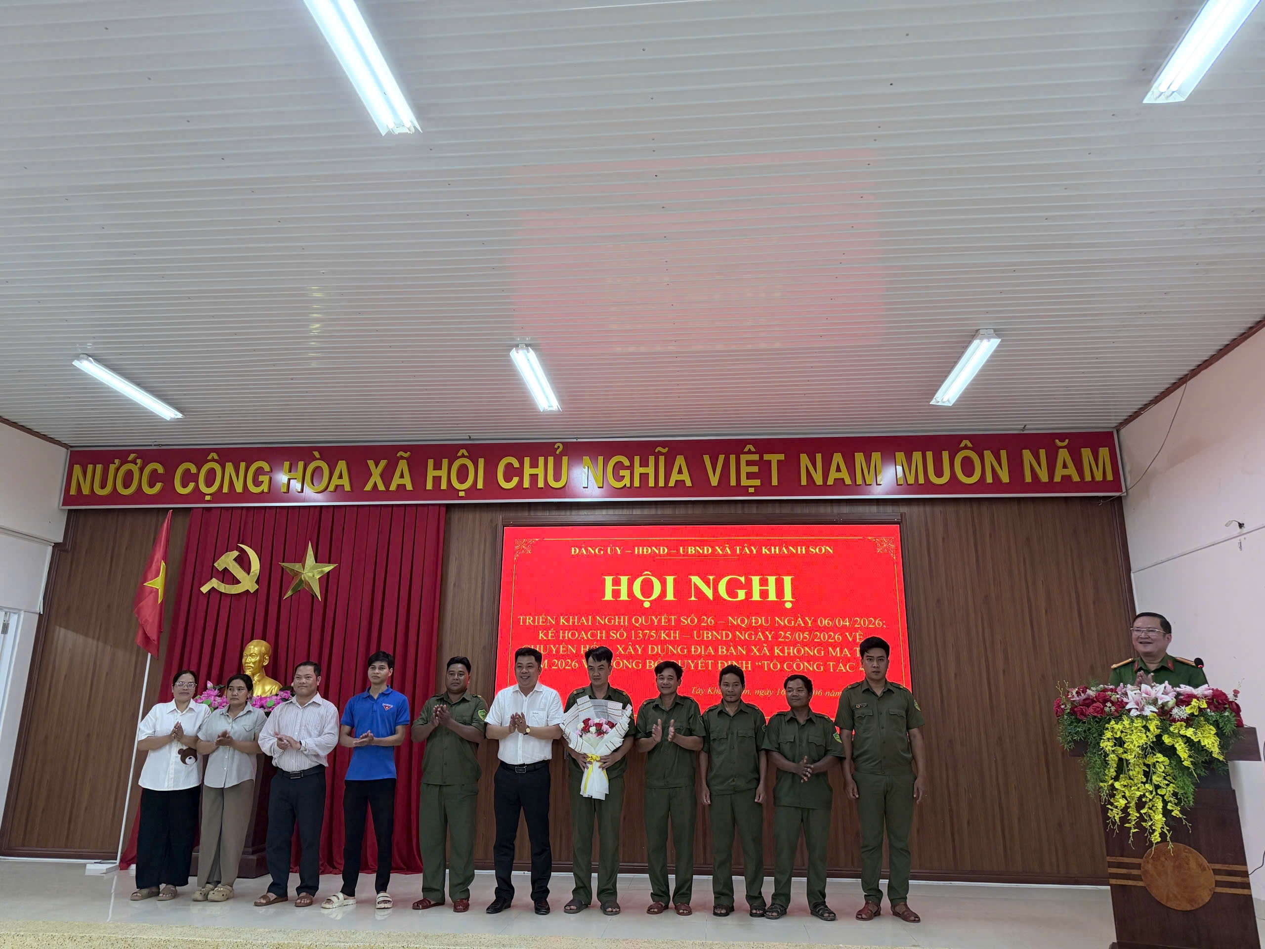 Xã Tây Khánh Sơn: Tổ chức Hội nghị triển khai kế hoạch chuyển hóa, xây dựng địa bàn không ma túy năm 2026 và ra mắt “Tổ công tác 483 xã