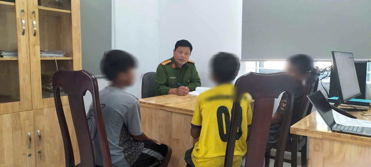 Công an xã Tây Khánh Vĩnh tăng cường công tác giáo dục, cảm hóa thanh thiếu niên có nguy cơ vi phạm pháp luật