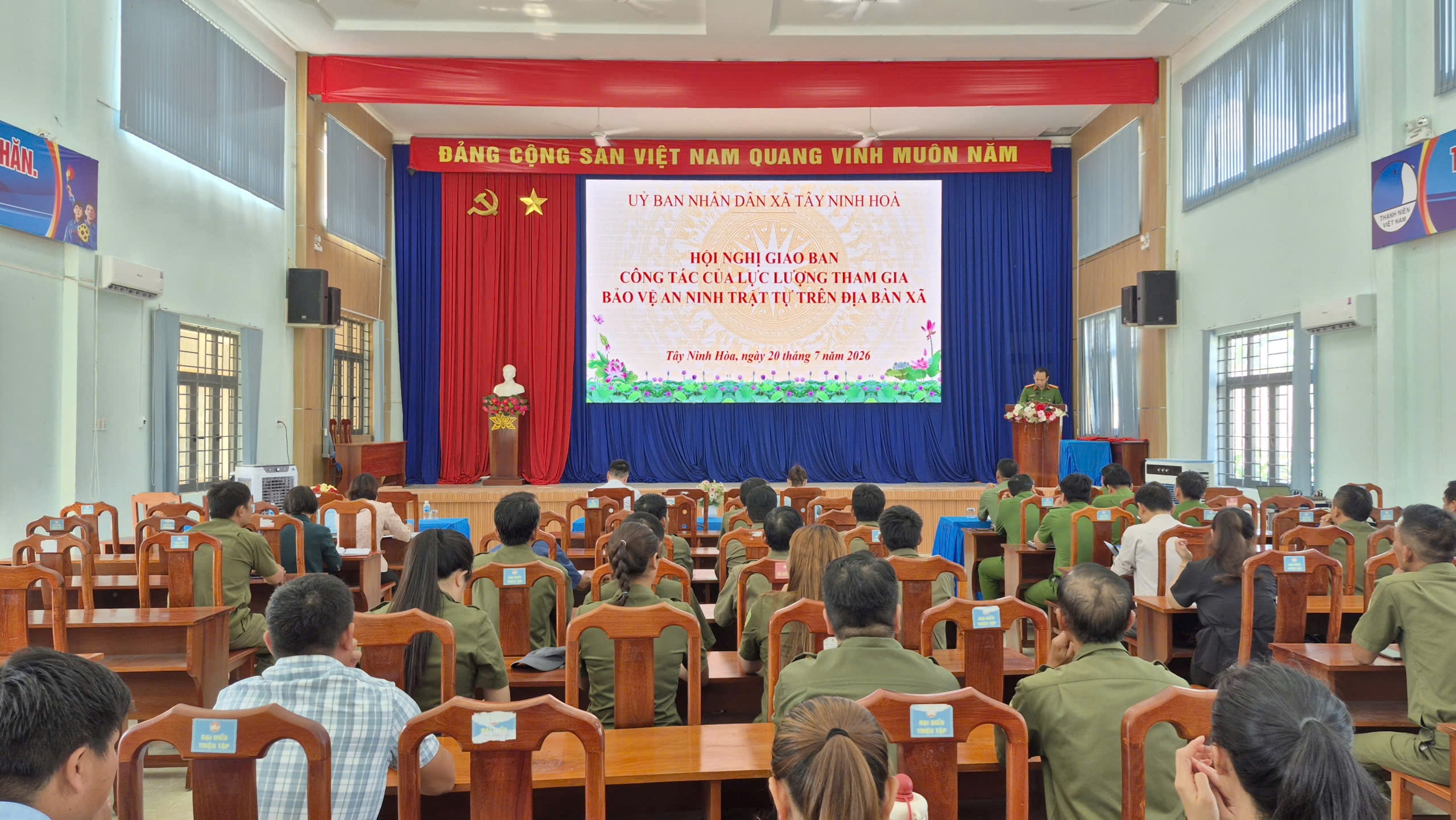 Công an xã Tây Ninh Hòa tổ chức Hội nghị giao ban và công bố quyết định kiện toàn Lực lượng tham gia bảo vệ an ninh, trật tự ở cơ sở