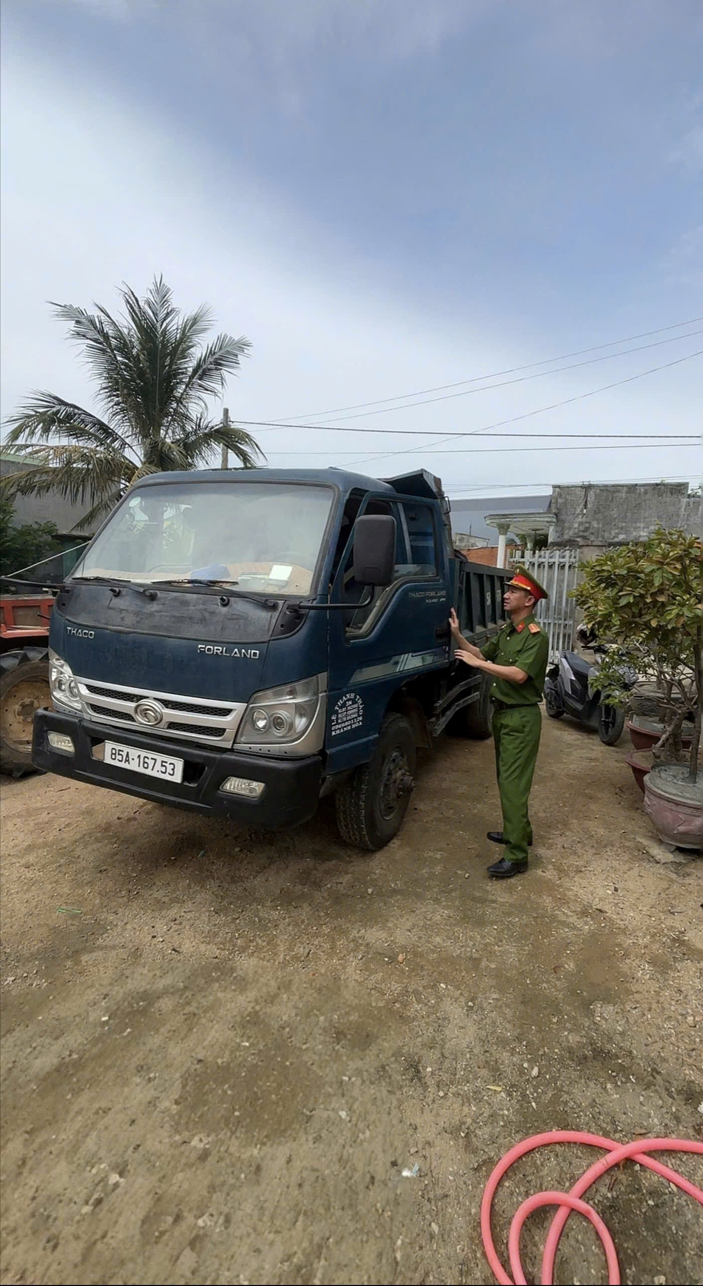Công an xã Thuận Bắc triển khai tổng rà soát các phương tiện giao thông trên địa bàn