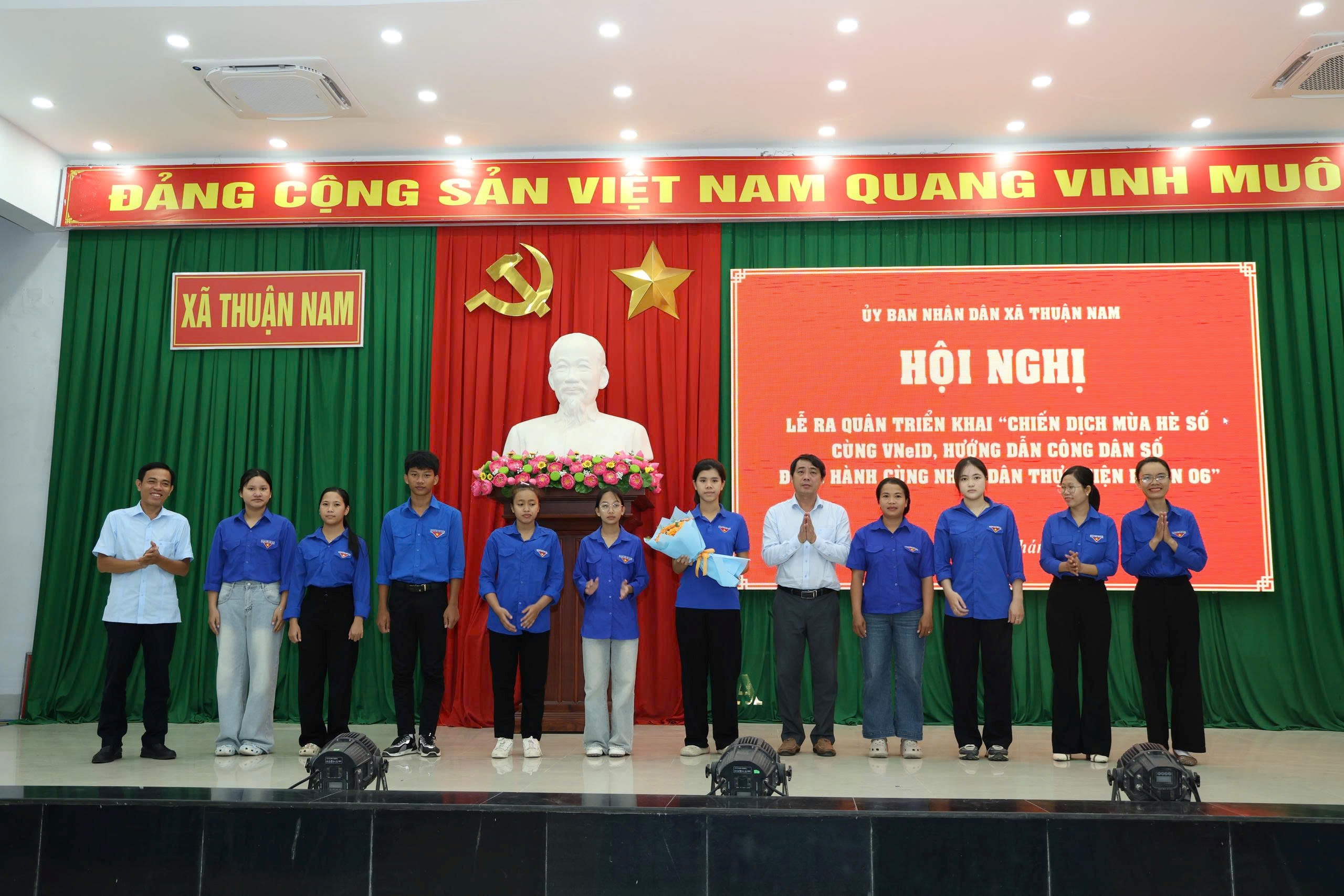 Sôi nổi Lễ ra quân 