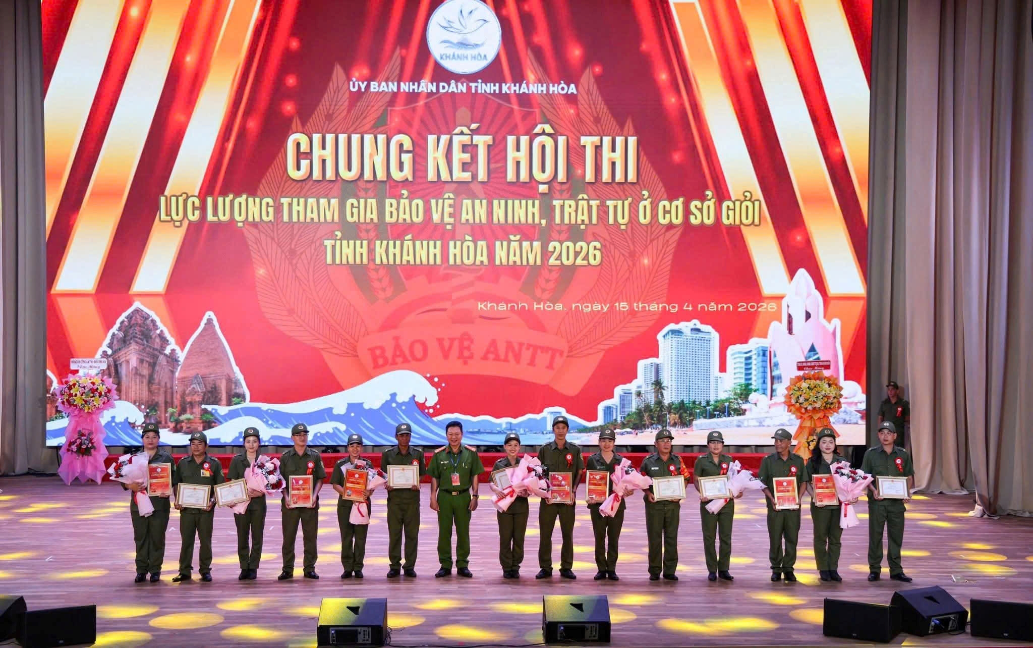 Đội thi lực lượng tham gia bảo vệ an ninh, trật tự ở cơ sở xã Vạn Ninh đạt thành tích cao trong Hội thi lực lượng tham gia bảo vệ an ninh, trật tự ở cơ sở tỉnh Khánh Hoà năm 2026