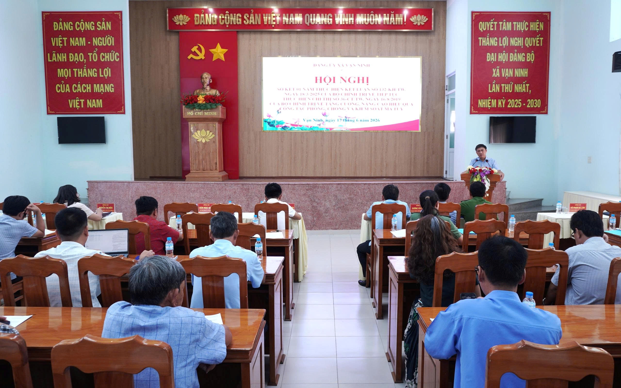 Đảng ủy xã Vạn Ninh tổ chức sơ kết 01 năm thực hiện Kết luận 132-KL/TW, ngày 18/3/2025 của Bộ Chính trị