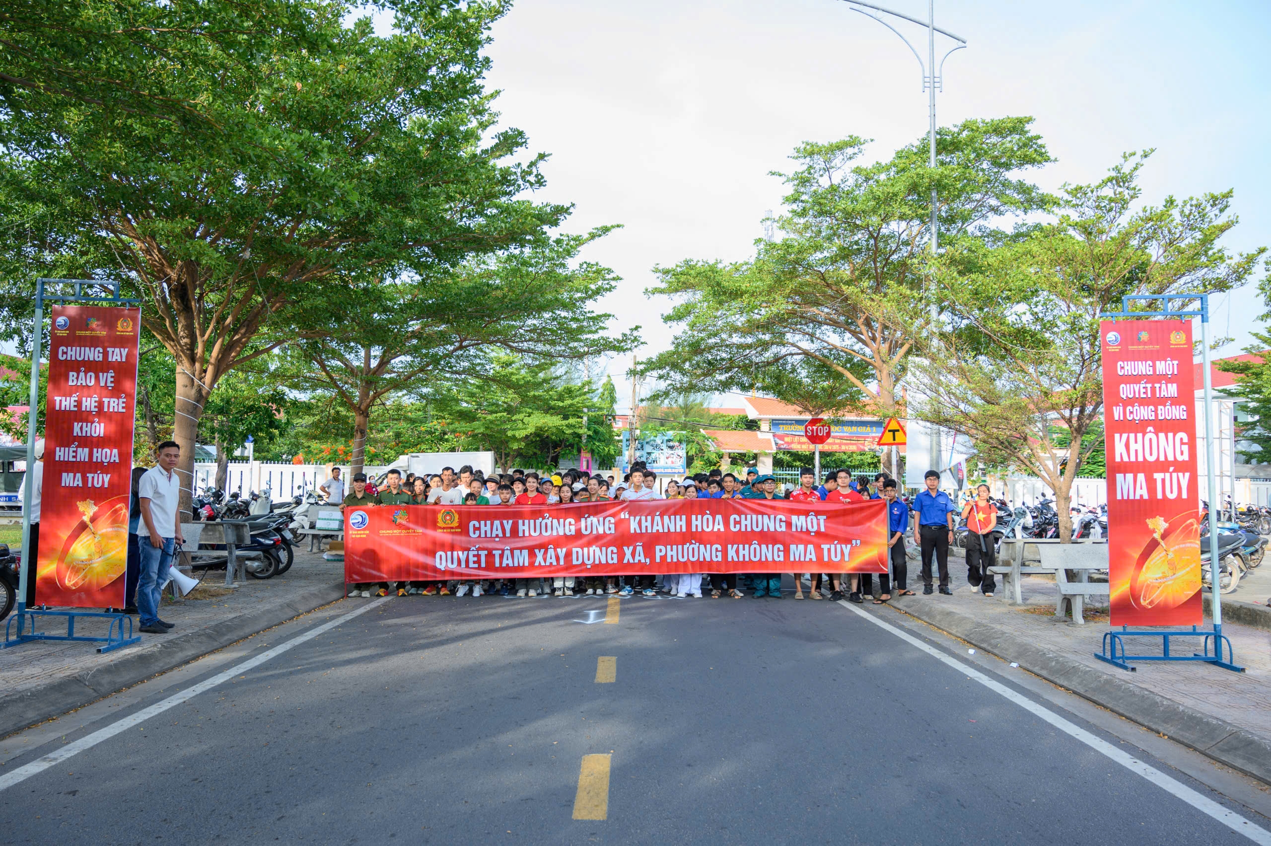 Xã Vạn Ninh tham gia Lễ mít-tinh và chạy hưởng ứng chủ đề 