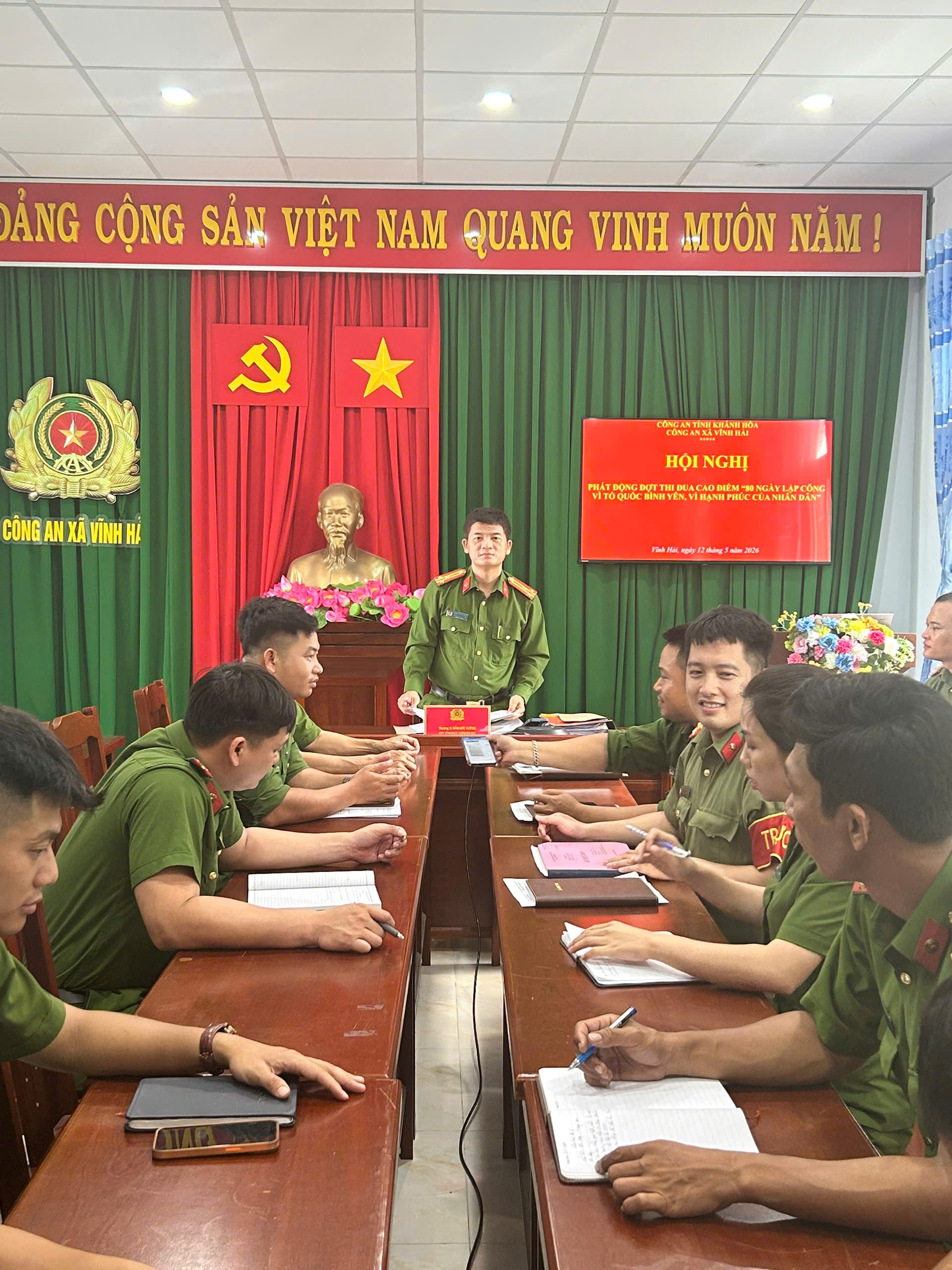 Công an xã Vĩnh Hải triển khai hội nghị phát động đợt thi đua cao điểm “80 ngày lập công vì tổ quốc bình yên, vì hạnh phúc của nhân dân”
