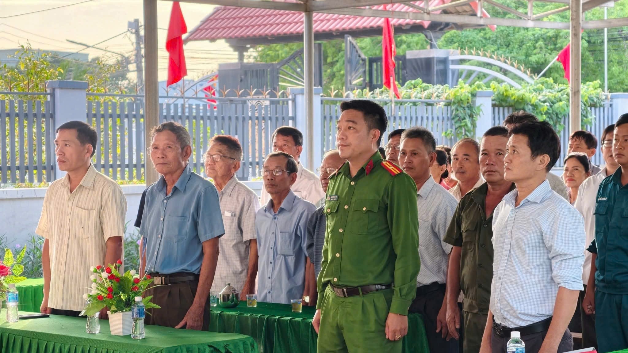 Công an xã Xuân Hải bảo đảm an toàn tuyệt đối cho ngày hội bầu cử ở cơ sở