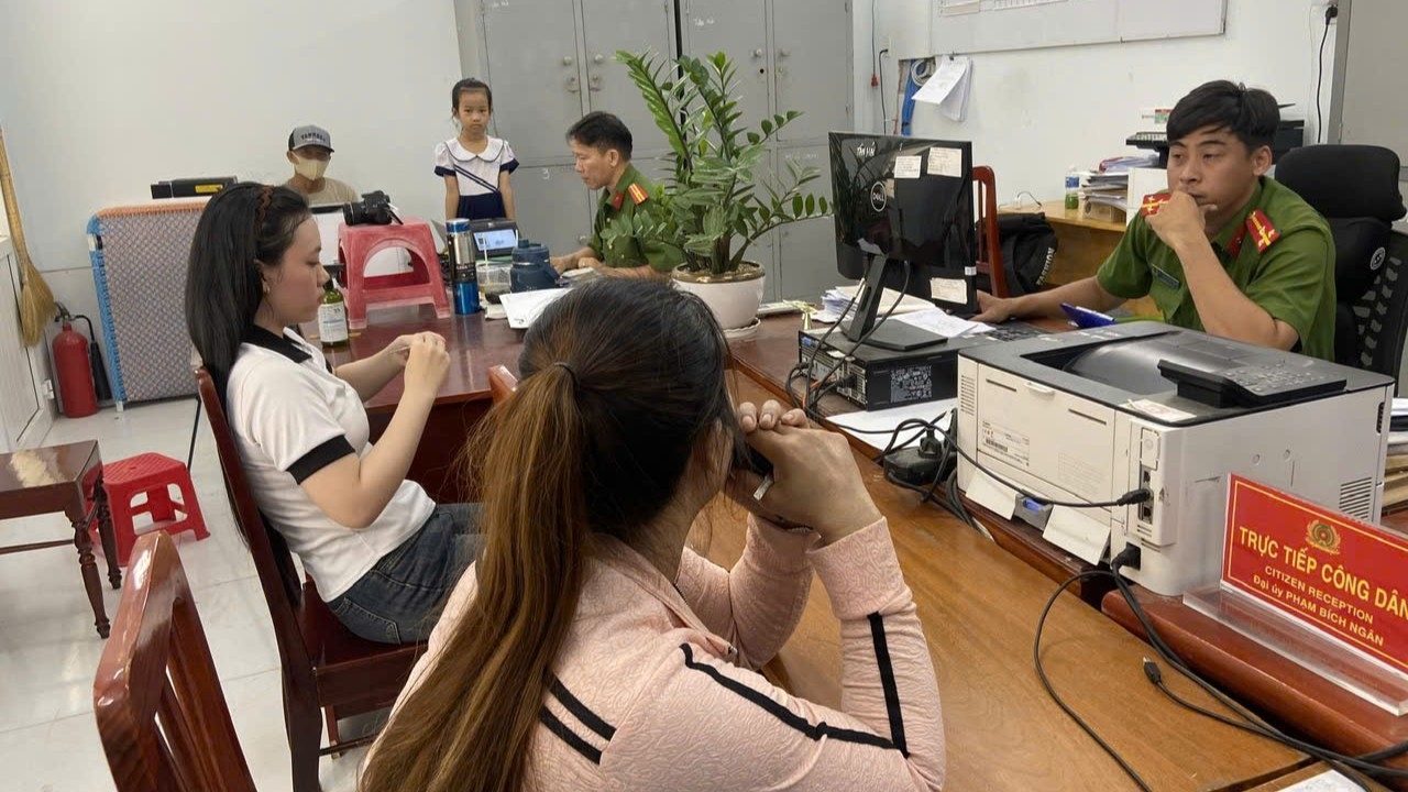Công an xã Xuân Hải tăng cường phục vụ Nhân dân trong kỳ nghỉ Lễ Quốc khánh 2/9