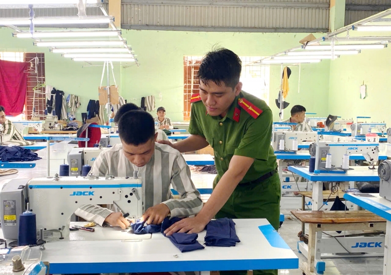 Lấy ý kiến dự thảo thông tư liên tịch về tha tù trước thời hạn có điều kiện