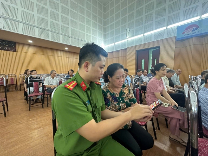 Hơn 17 triệu người dân đóng góp ý kiến về sửa đổi, bổ sung Hiến pháp năm 2013 qua ứng dụng VNeID