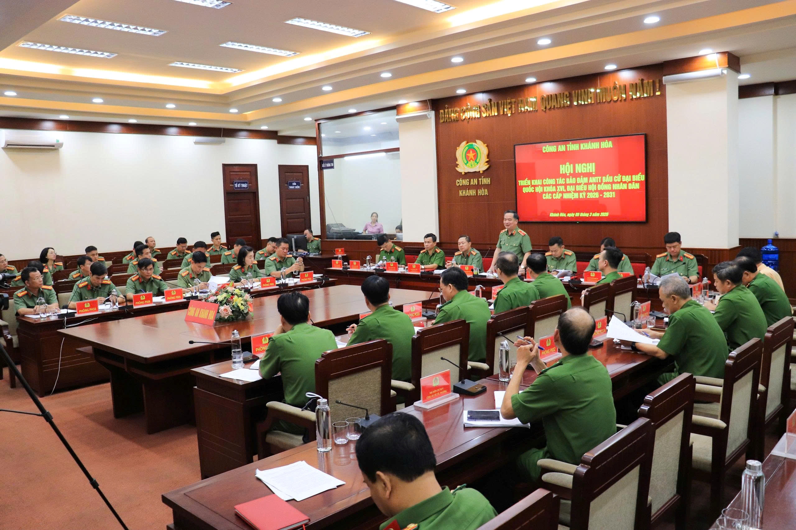 Công an Khánh Hòa triển khai công tác bảo đảm an ninh trật tự bầu cử