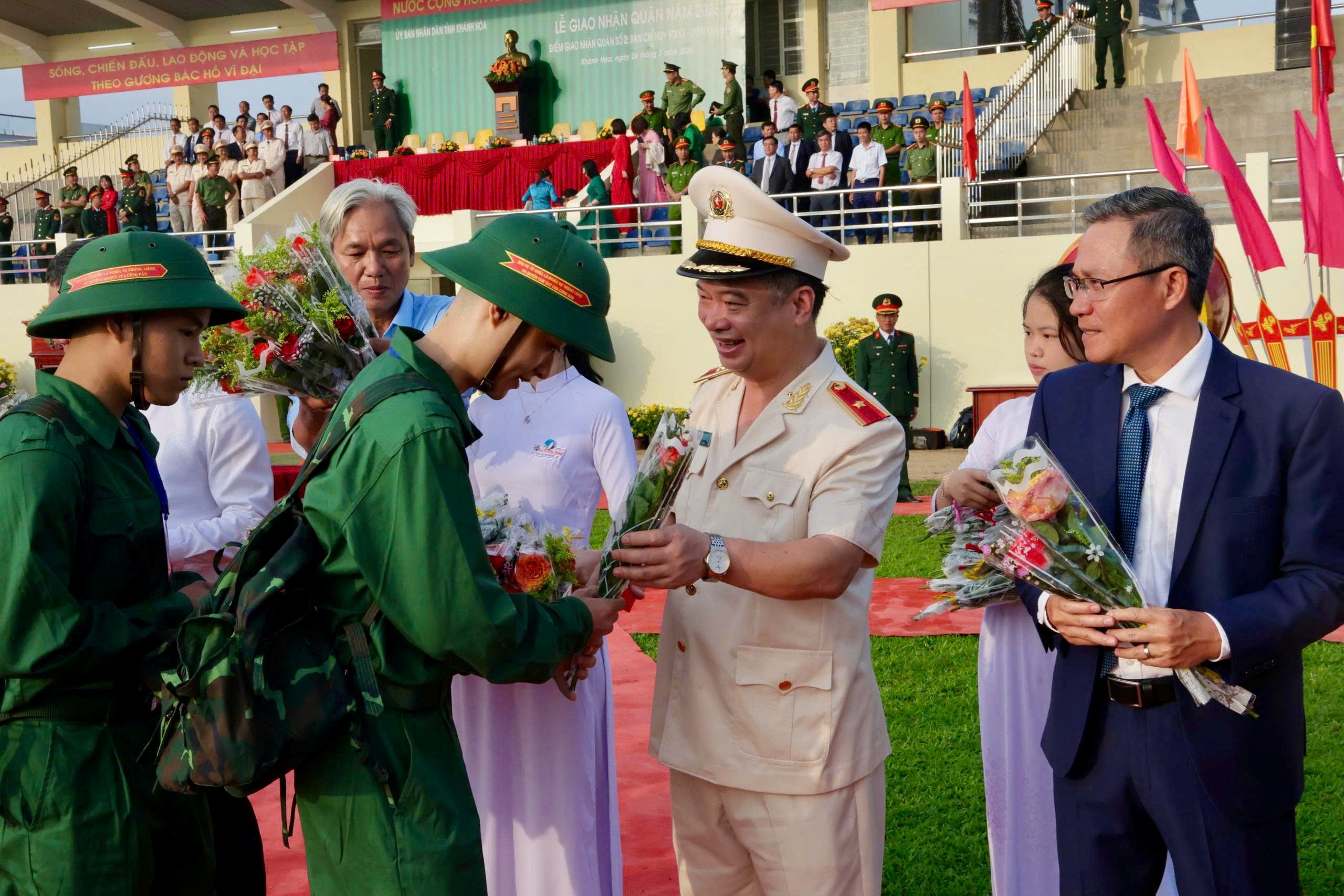 Công an Khánh Hoà giao nhận 573 công dân thực hiện nghĩa vụ Công an nhân dân năm 2026