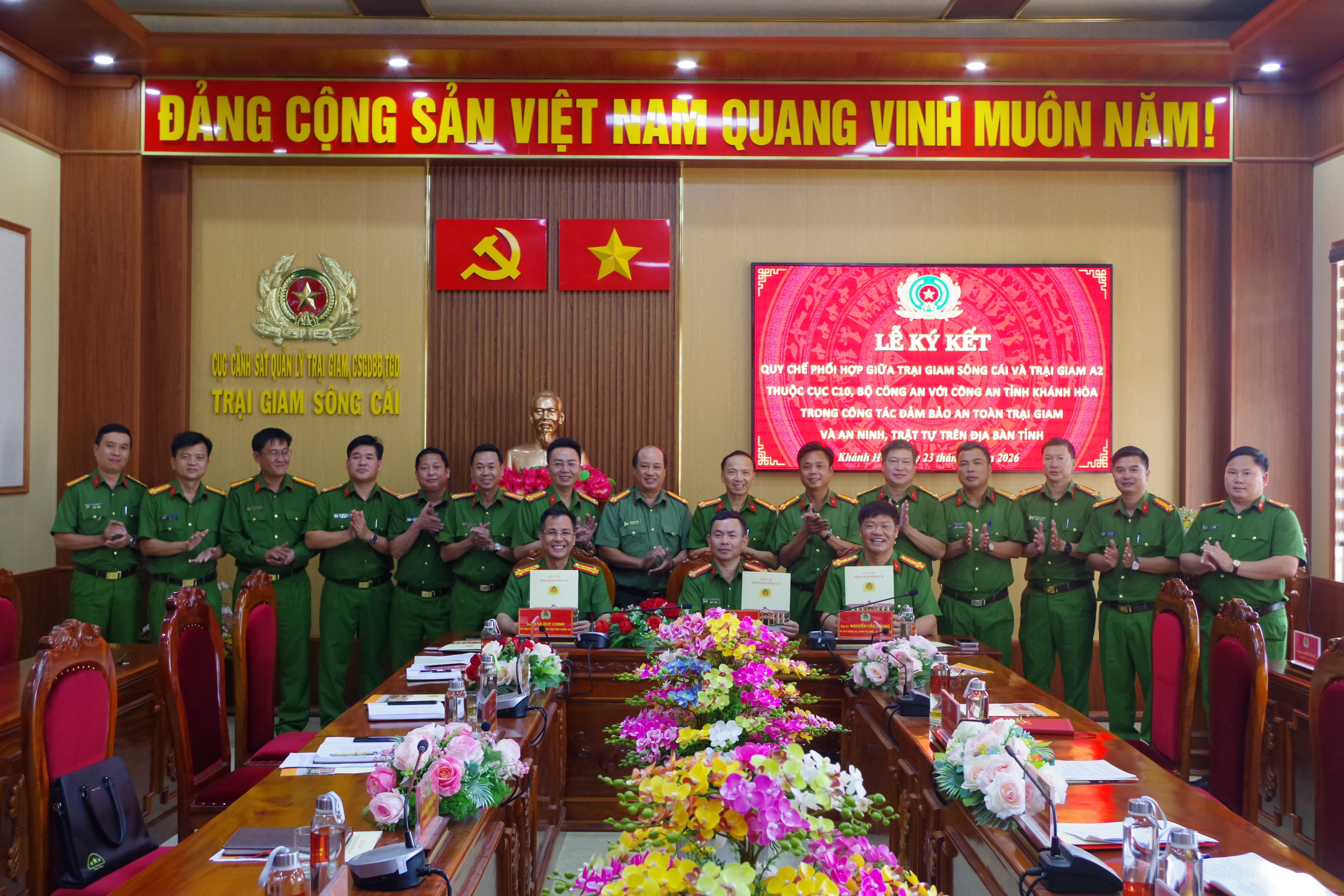 Ký kết quy chế phối hợp bảo đảm an ninh trại giam và trật tự trên địa bàn tỉnh Khánh Hòa