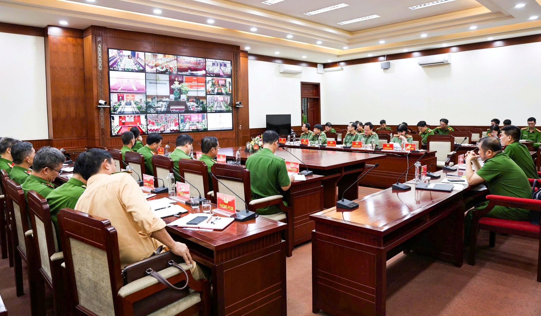 Hội nghị giao ban công tác tấn công, trấn áp tội phạm hình sự bảo đảm trật tự xã hội dịp Tết Nguyên đán Bính Ngọ 2026