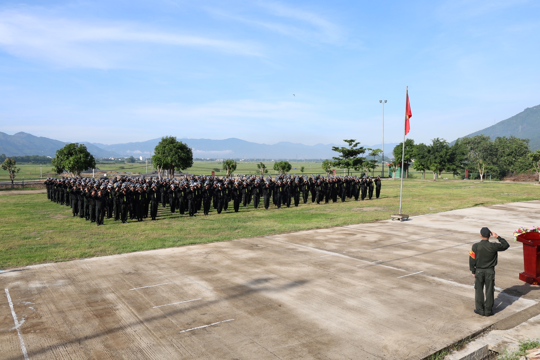 Khai giảng lớp huấn luyện Cảnh sát cơ động dự bị chiến đấu năm 2025