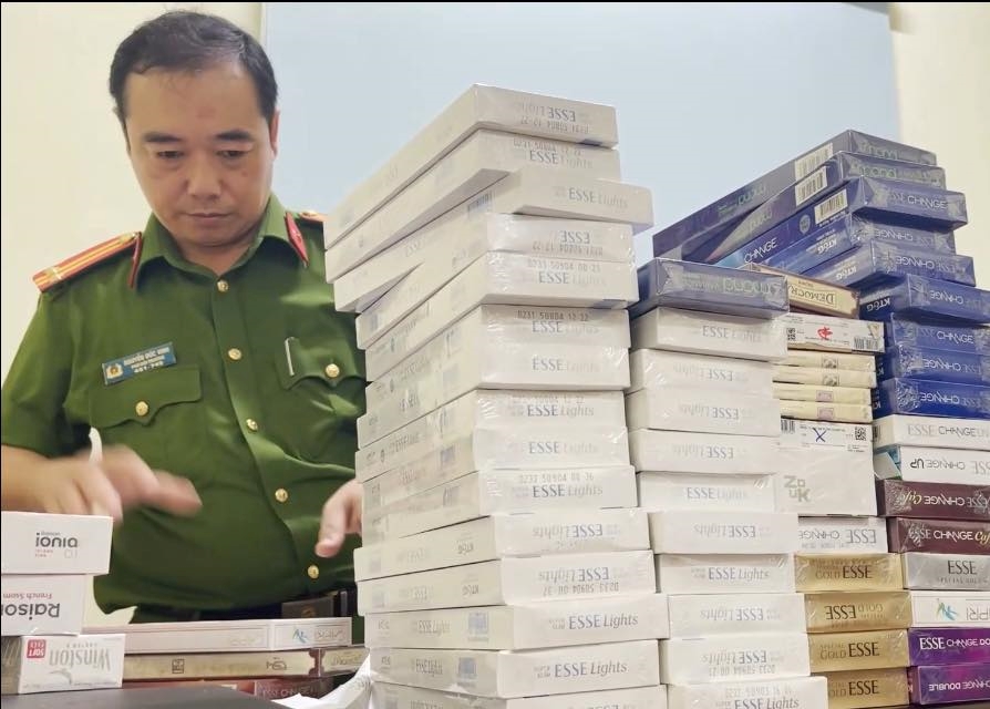 Khánh Hòa: Phát hiện hàng chục nghìn bao thuốc lá không rõ nguồn gốc