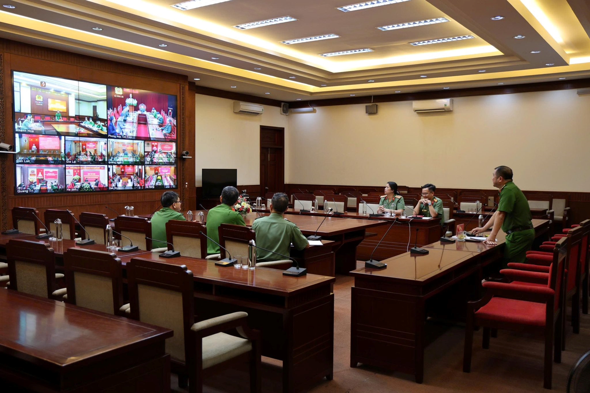 Bộ Công an giao ban với các địa phương  về tiến độ thực hiện Chiến dịch Quang Trung