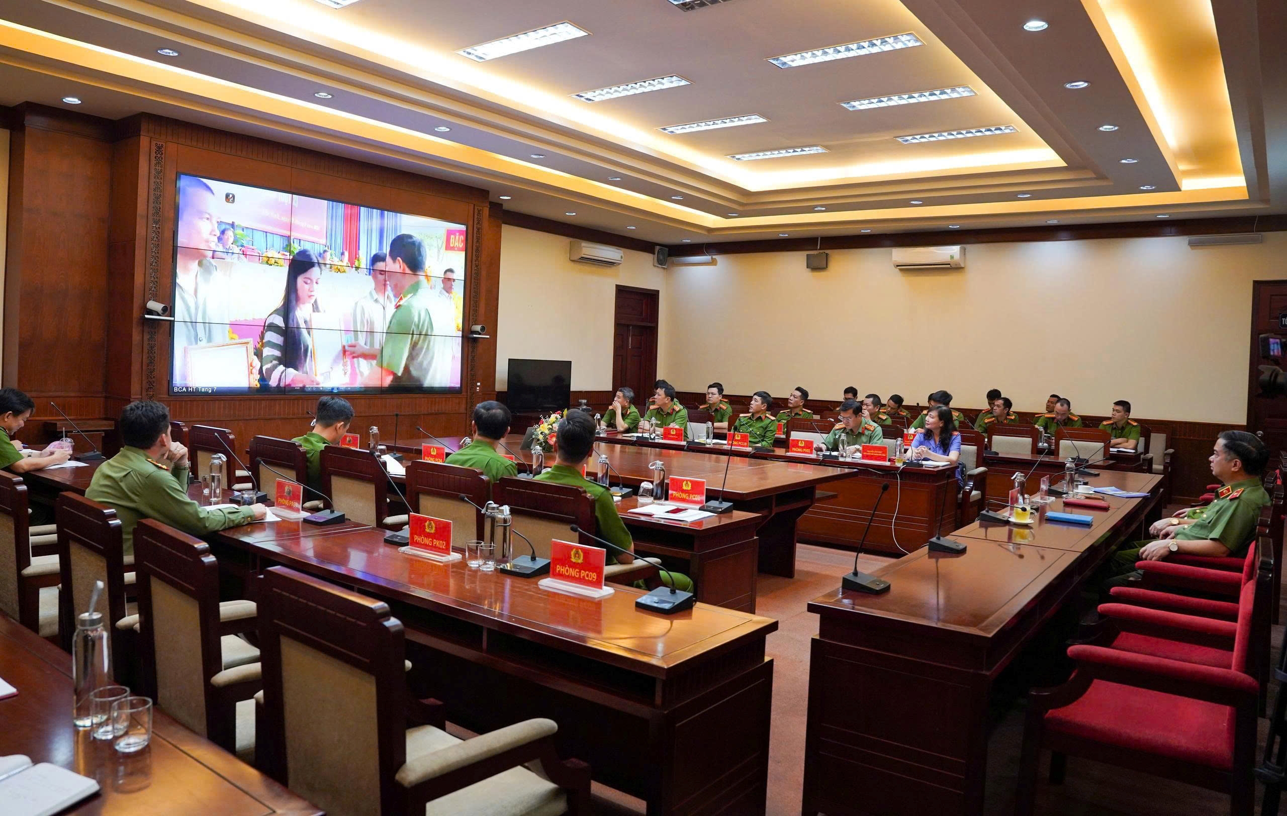 Bộ Công an tổng kết công tác đặc xá và tái hòa nhập cộng đồng đối với người được đặc xá năm 2025