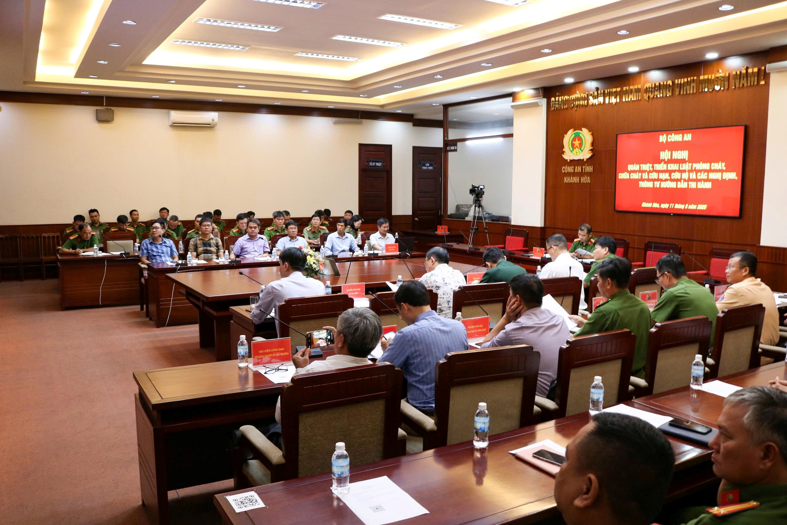 Bộ Công an quán triệt triển khai Luật PCCC & CNCH và các Nghị định, Thông tư hướng dẫn thi hành