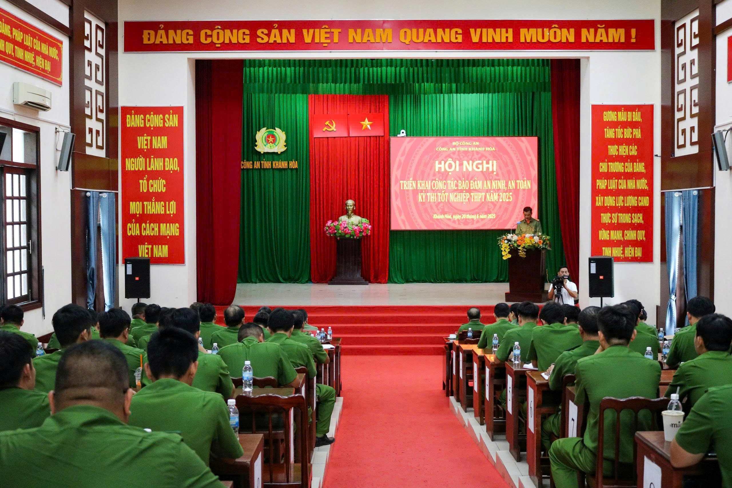 Công an Khánh Hoà triển khai công tác đảm bảo an ninh, an toàn kỳ thi tốt nghiệp THPT năm 2025
